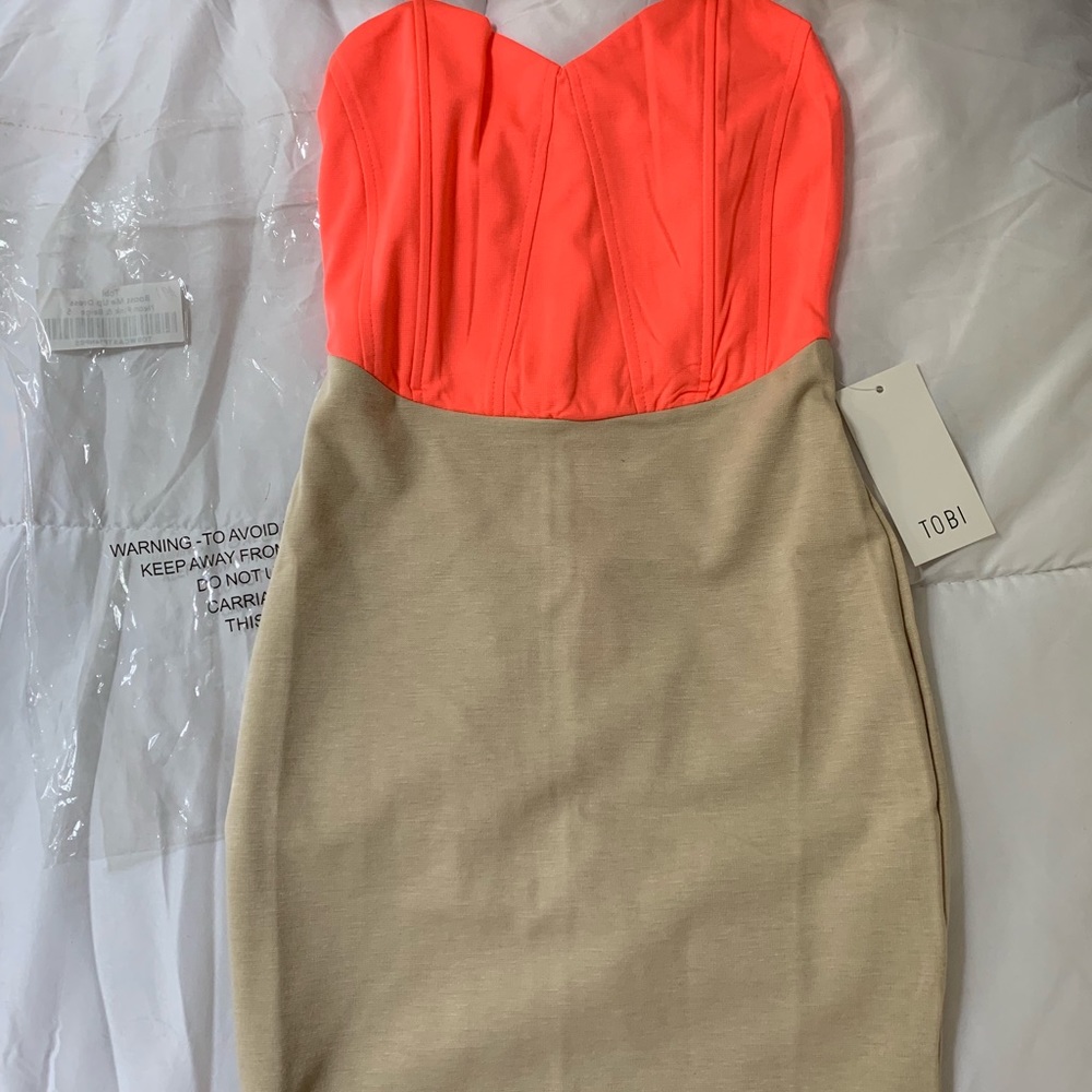 Tobi strapless dress - size small